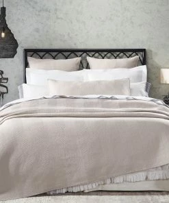 ORCLUX- Quilts & Coverlets Ashley Coverlet