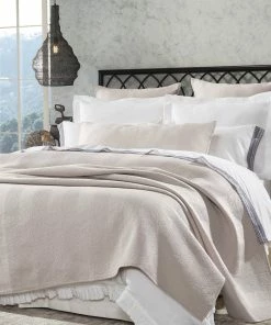 ORCLUX- Quilts & Coverlets Ashley Coverlet