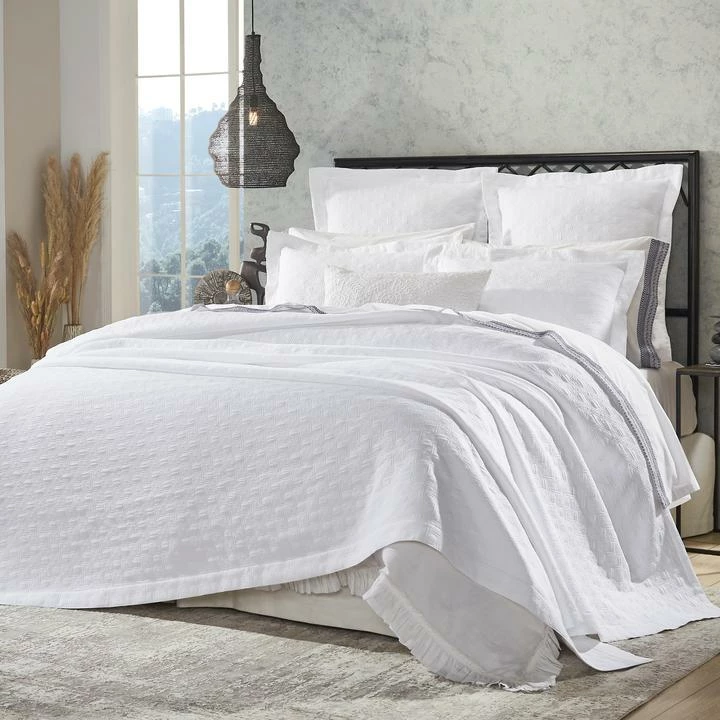 ORCLUX- Tyler Matelasse Coverlet 3 ORCLUX- Tyler Matelasse Coverlet
