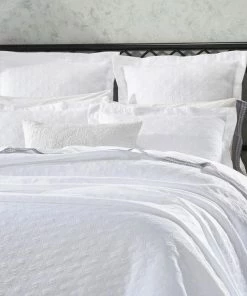 ORCLUX- Tyler Matelasse Coverlet 9 ORCLUX- Tyler Matelasse Coverlet