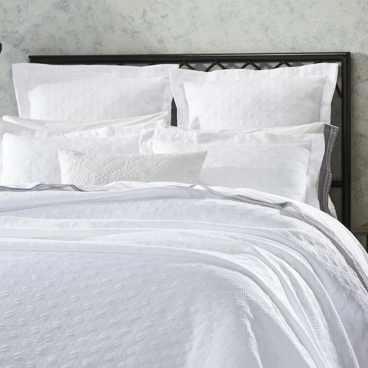 ORCLUX- Tyler Matelasse Coverlet 5 ORCLUX- Tyler Matelasse Coverlet