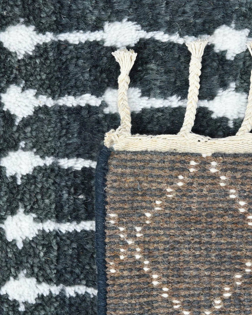 SOLORU- 5 X 8 Area Rugs Abdiel Handmade Area Rug 6 SOLORU- 5 X 8 Area Rugs Abdiel Handmade Area Rug