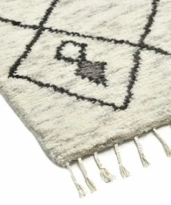 SOLORU- Alaric Handmade Area Rug 5 X 8 Area Rugs