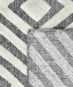 SOLORU- Bangor Handmade Rug