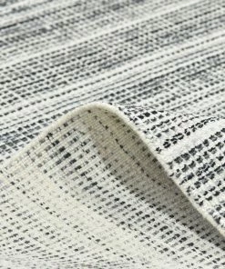 SOLORU- Bisham Handmade Rug 5 X 8 Area Rugs