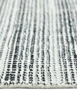 SOLORU- Bisham Handmade Rug 5 X 8 Area Rugs