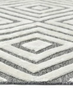 SOLORU- Bangor Handmade Rug