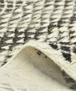 SOLORU- 5 X 8 Area Rugs Acacia Handmade Area Rug